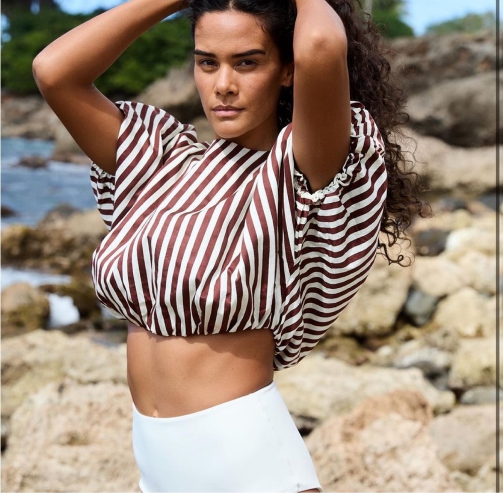 Mikoh Opihi Crop Top